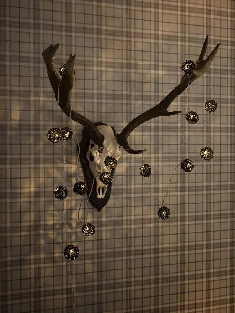 Set of Black 5cm Rattan Cane 20 Ball Battery Powered 3m String Lights Christmas Gift Home Wedding Party Bedroom Decoration Table Centrepiece