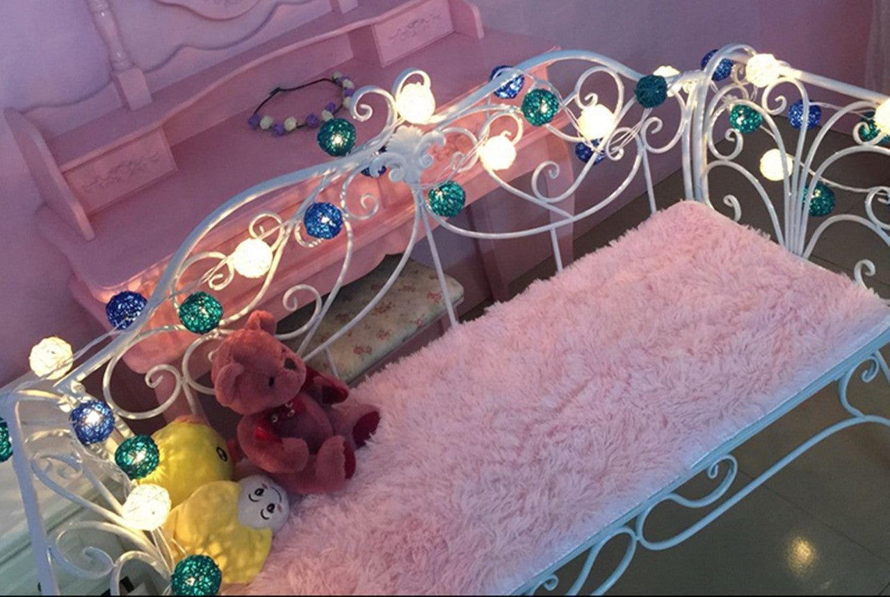 Set of Blue n White 5cm Rattan Cane 50 Ball Battery Powered LONG 5m String Lights Christmas Gift Home Wedding Party Bedroom Decoration Table Centrepiece