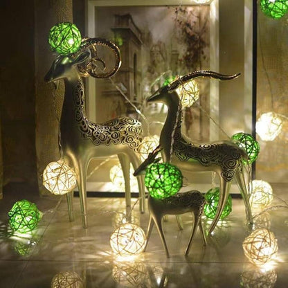 Set of Green n White 5cm Rattan Cane 50 Ball Battery Powered LONG 5m String Lights Christmas Gift Home Wedding Party Bedroom Decoration Table Centrepiece