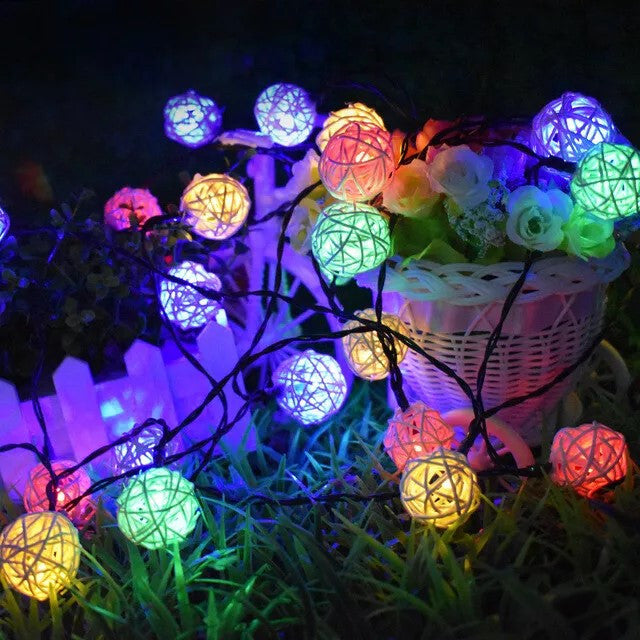 Set of Multi Coloured 5cm Rattan Cane 20 Ball Battery Powered 3m String Lights Christmas Gift Home Wedding Party Bedroom Decoration Table Centrepiece