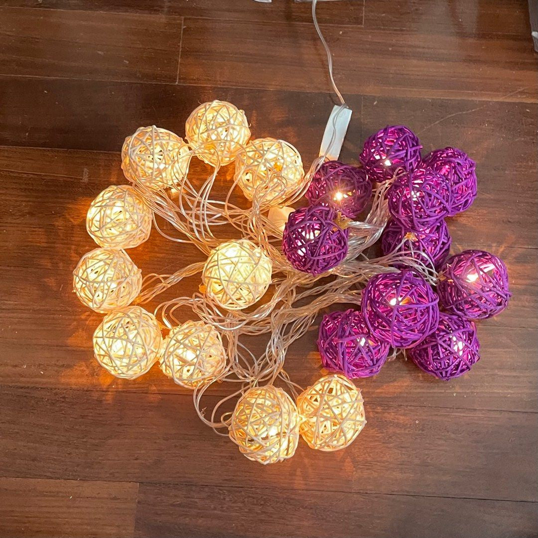 Set of Purple n White 5cm Rattan Cane 50 Ball Battery Powered LONG 5m String Lights Christmas Gift Home Wedding Party Bedroom Decoration Table Centrepiece
