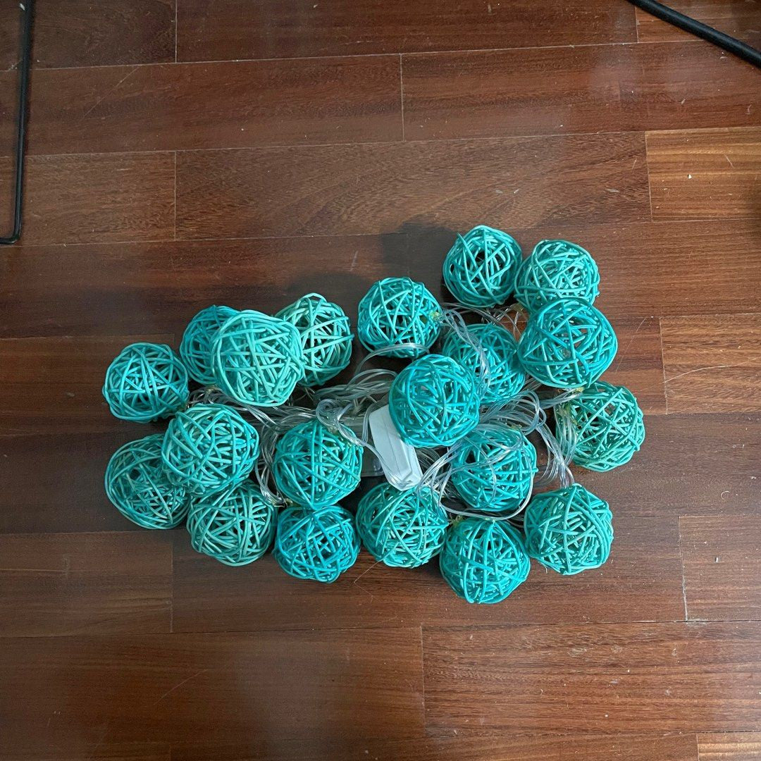 Set of Turquoise Blue 5cm Rattan Cane 50 Ball Battery Powered LONG 5m String Lights Christmas Gift Home Wedding Party Bedroom Decoration Table Centrepiece